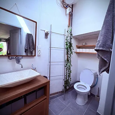 Privatunterkunft Le Petit Coin De Paradis